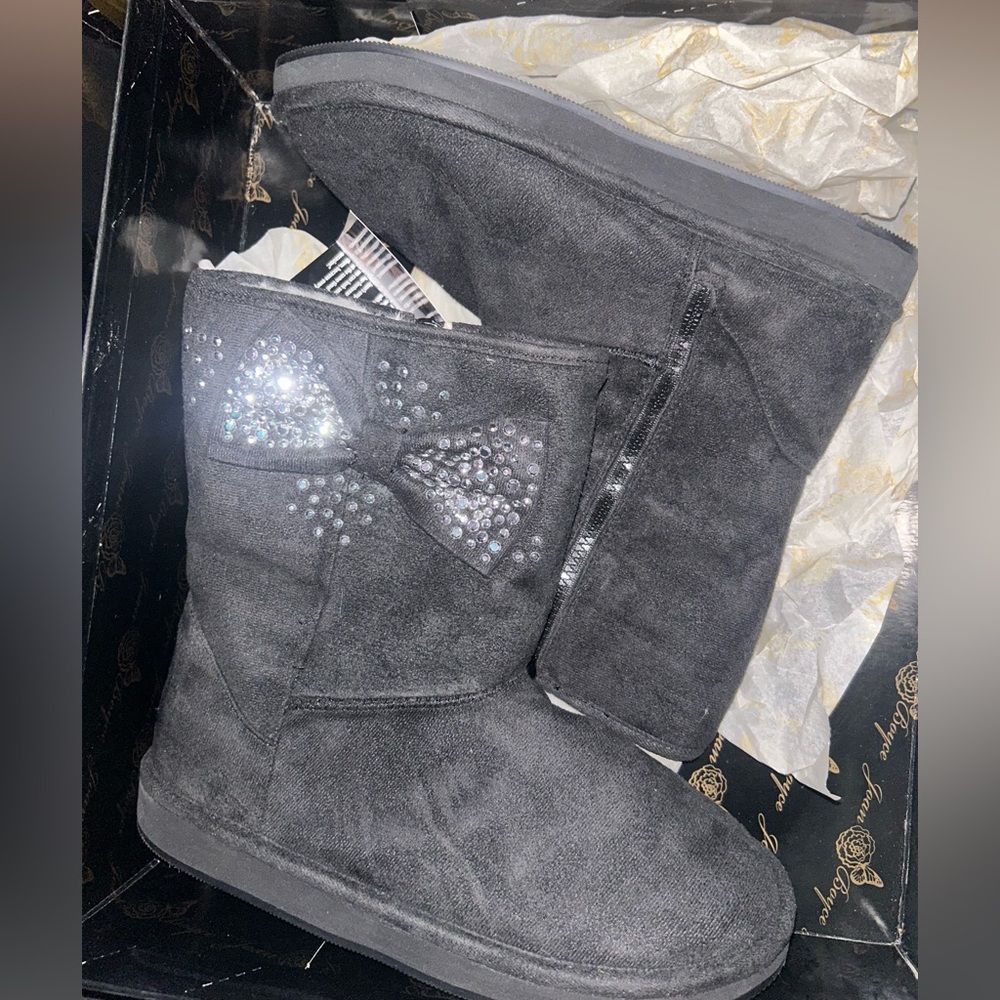 Vintage Y2K UGG style crystal black short cozy boot Bow bling rhin crystal 8